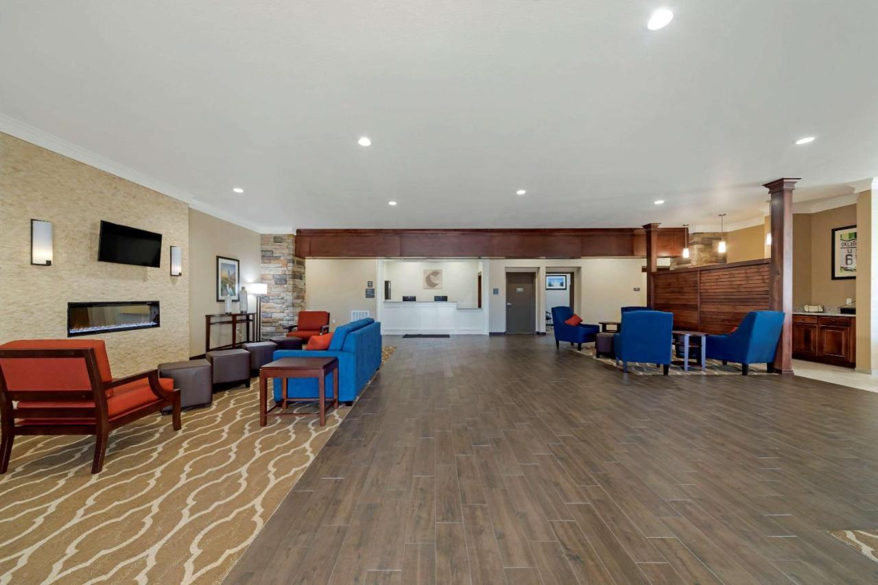 Comfort Inn & Suites Harrah Choctaw Εξωτερικό φωτογραφία