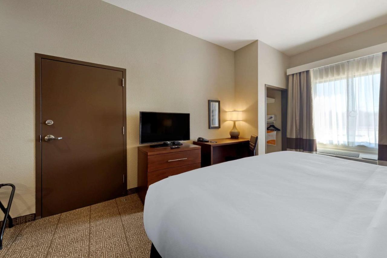 Comfort Inn & Suites Harrah Choctaw Εξωτερικό φωτογραφία