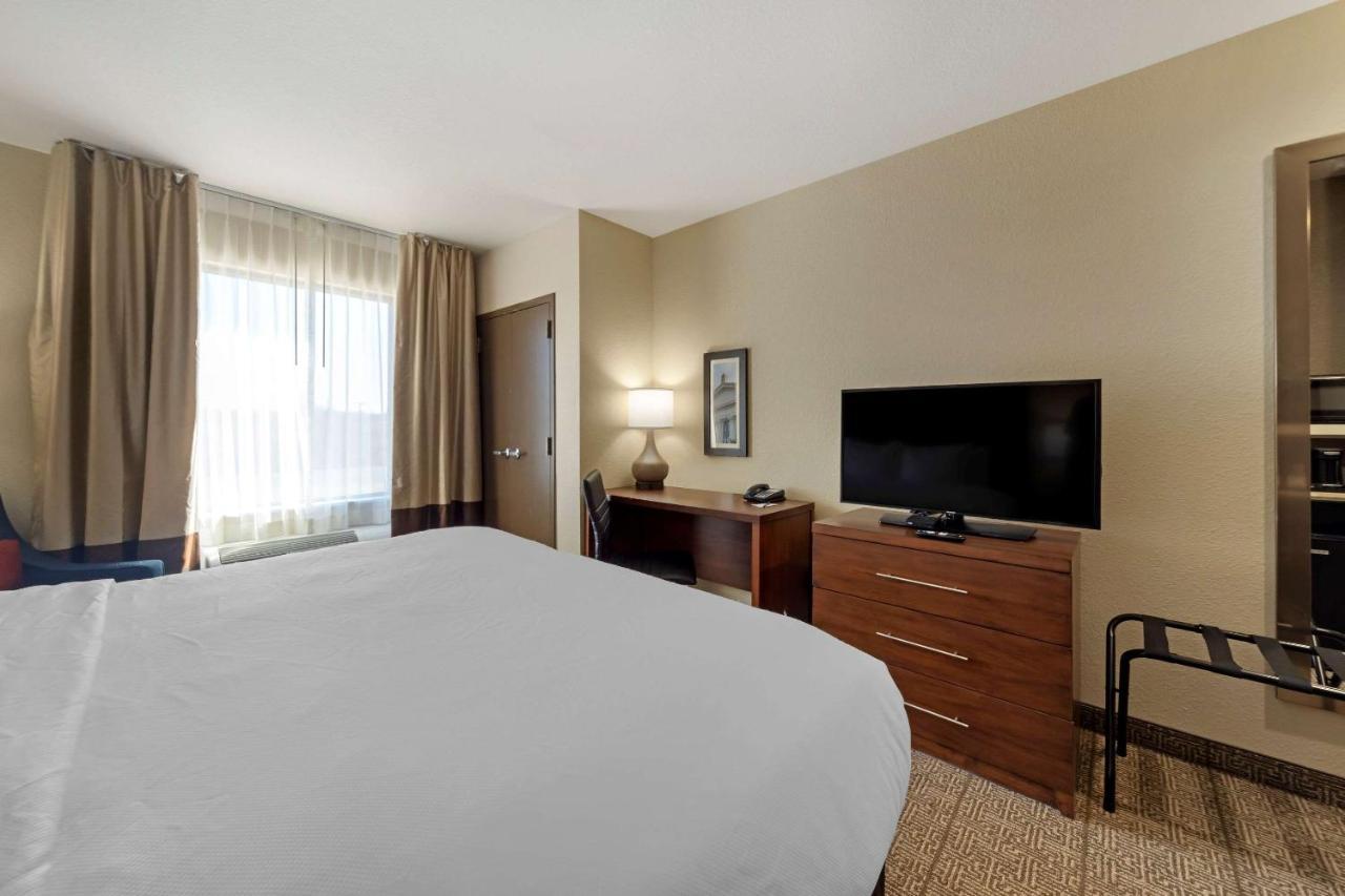 Comfort Inn & Suites Harrah Choctaw Εξωτερικό φωτογραφία
