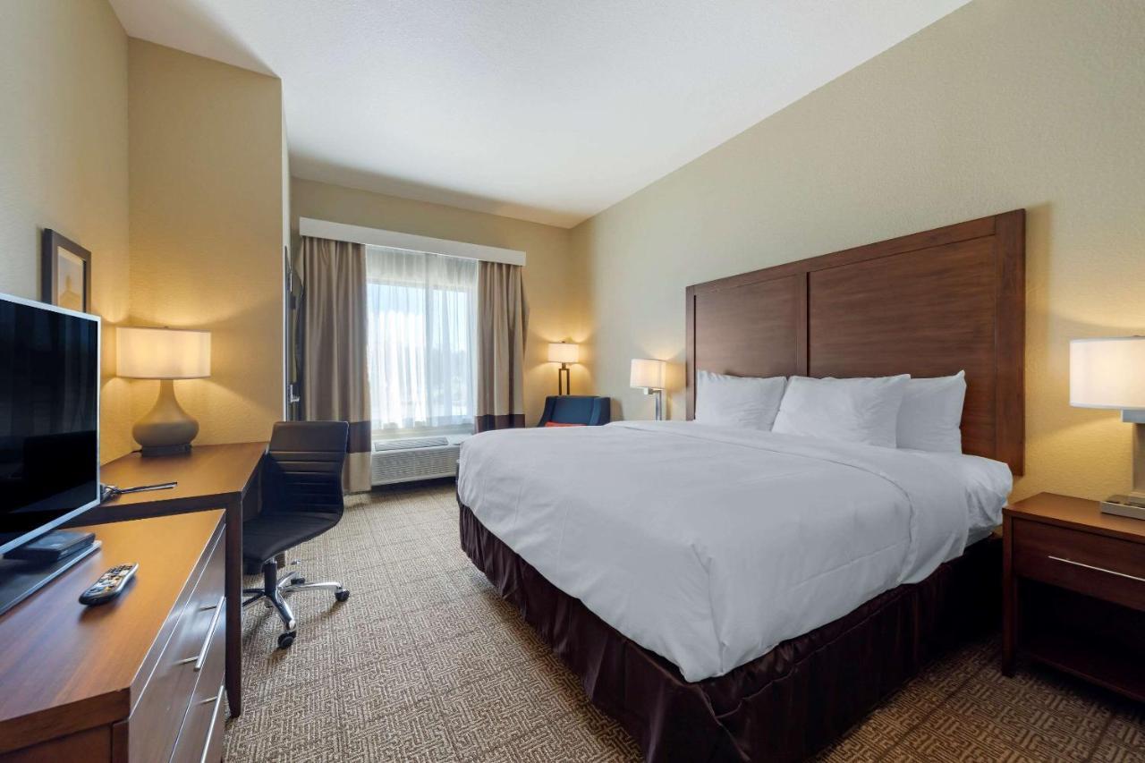 Comfort Inn & Suites Harrah Choctaw Εξωτερικό φωτογραφία